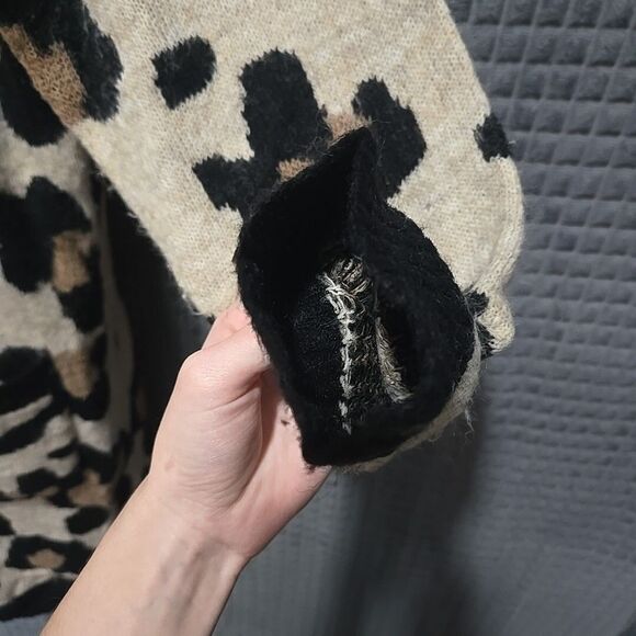 Long Leopard Cardigan Sweater Duster M/L AltardState Oversized Stretch Open Cozy - Picture 13 of 16